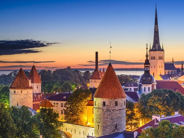 3 Stolice Północne